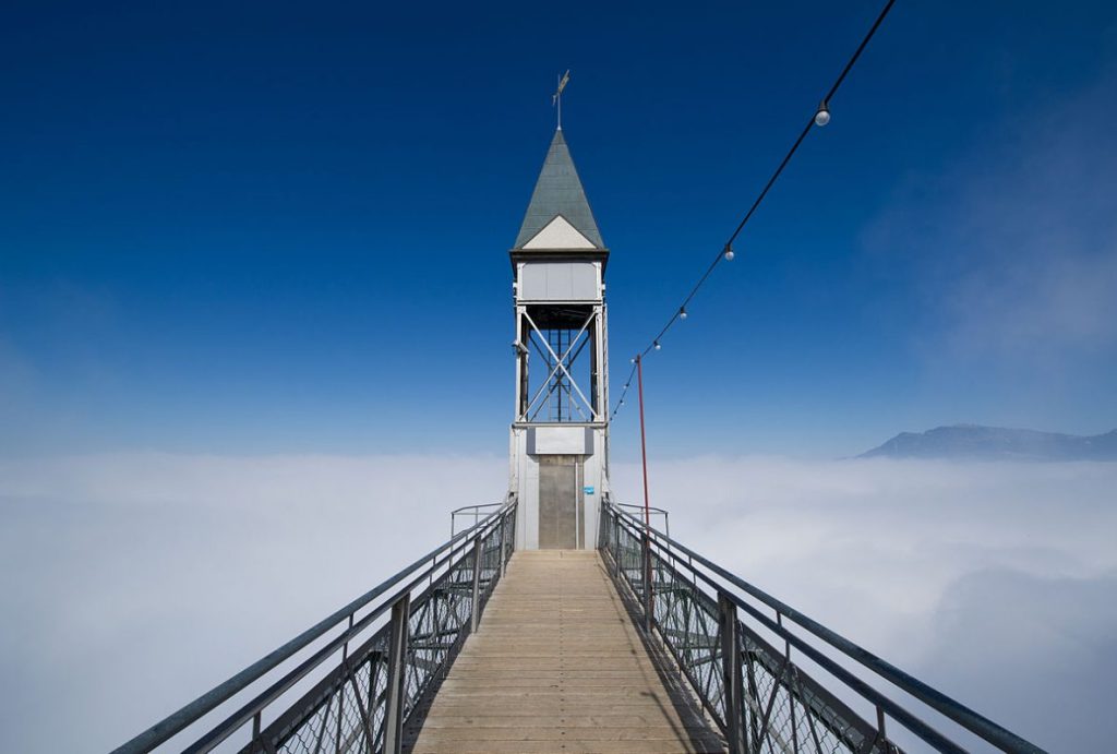 دانستنی معروف ترین آسانسور های دنیا- آسانسور hammet schwand سوییس بر فراز ابرها- گروه صنعتی آساسنور و پله برقی بهران